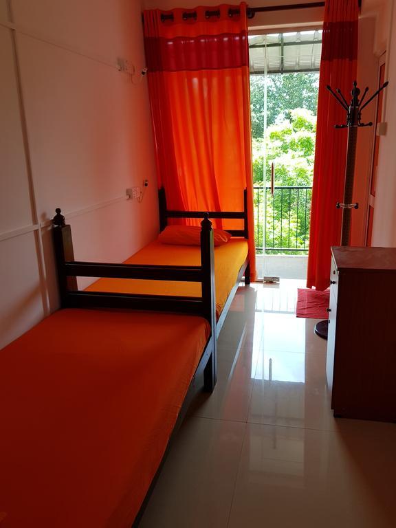 Wisma tamu Thambili Island @ Stubbs 2*
